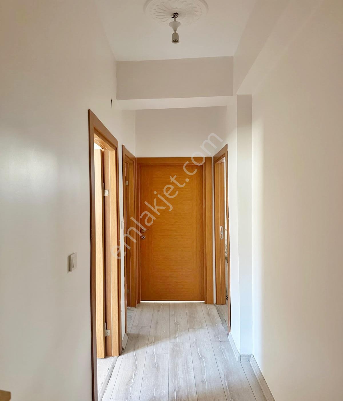 Kod 5454 Osmangazi Mah. Caddeye Cephe Kullanışlı 3+1 Dubleks — fotoğraf 9