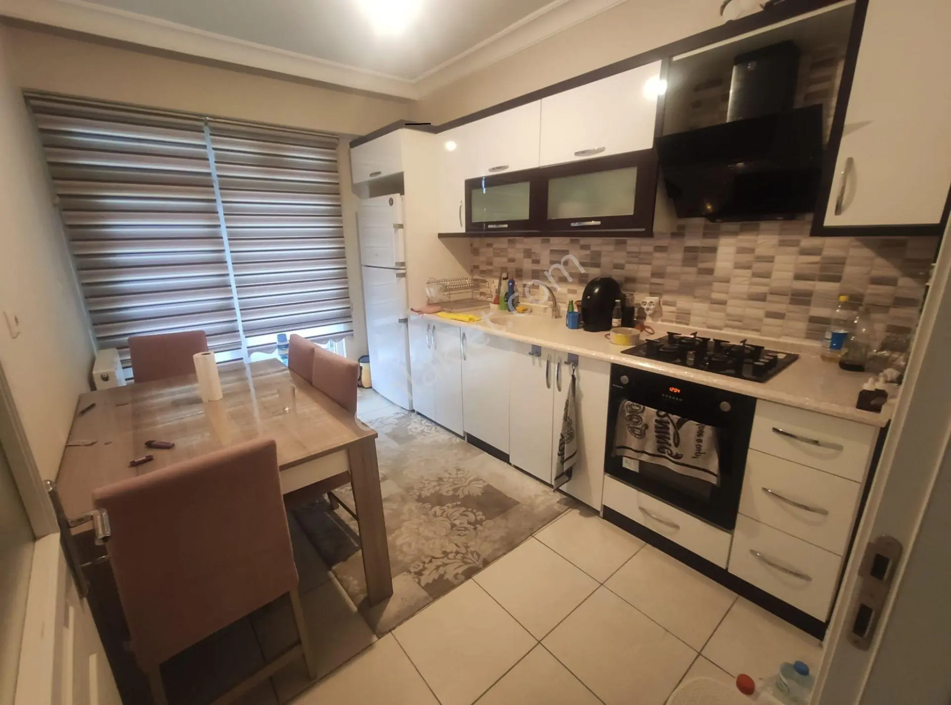 Selçuklu'Da Satılık 3+1 Yatay Mimari Daire, 140M², Geniş Daire