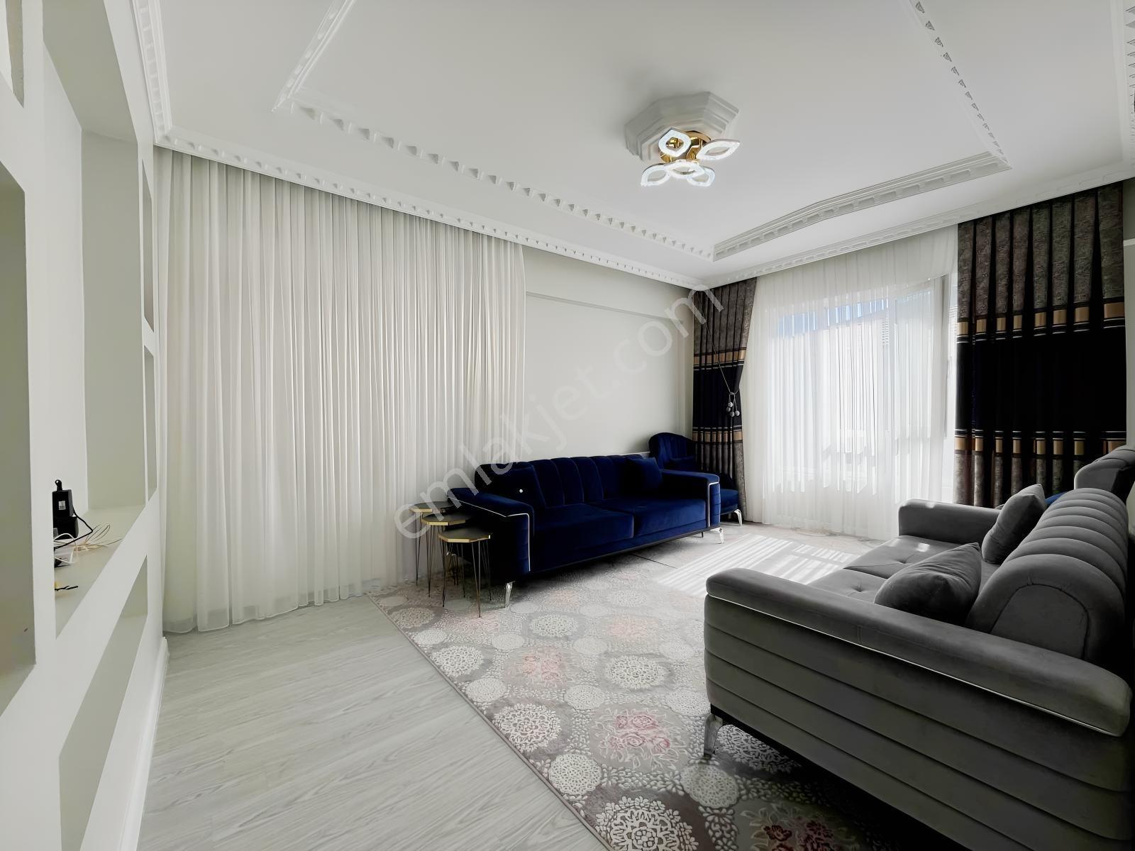 İstiklal Mahallesinde 140 M² Ferah Ve Bakımlı Geniş Daire! — fotoğraf 3
