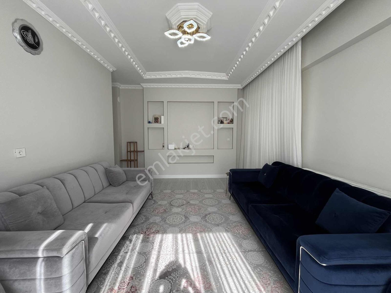 İstiklal Mahallesinde 140 M² Ferah Ve Bakımlı Geniş Daire! — fotoğraf 4