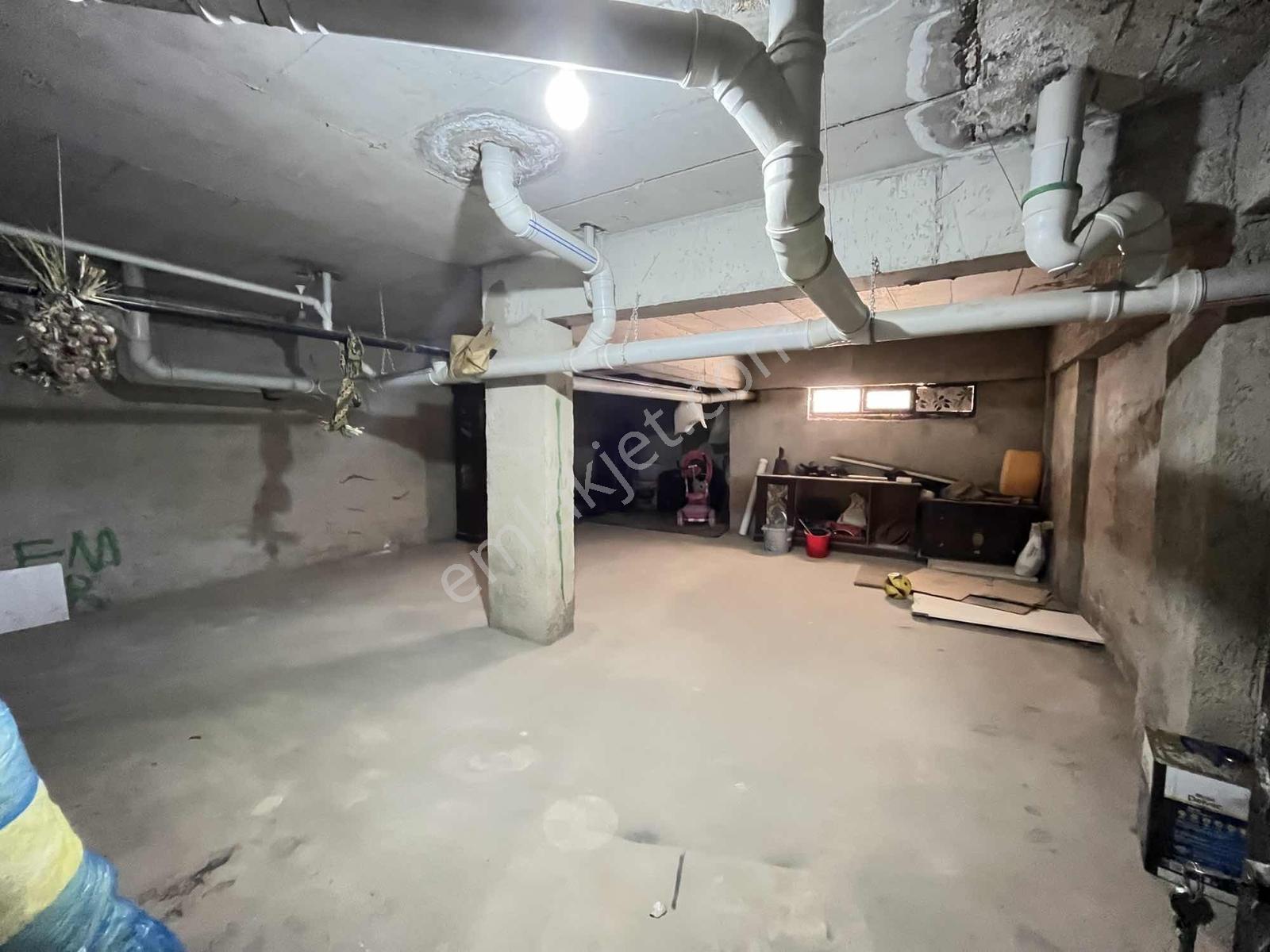 İstiklal Mahallesinde 140 M² Ferah Ve Bakımlı Geniş Daire! — fotoğraf 18