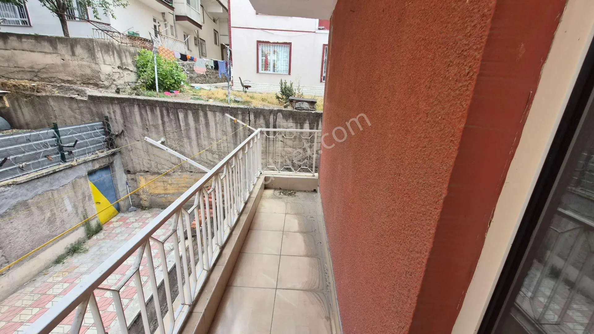 Kent Emlaktan Abidin Paşada Cadde Üzerinde Full Yapılı Satılık Daire — fotoğraf 15
