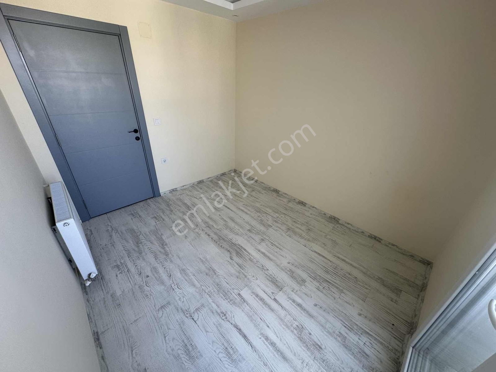 Sarıçam Belediye Arkası Cadde Üzeri Yapılı Az Katlı Satılık 2+1 — fotoğraf 16