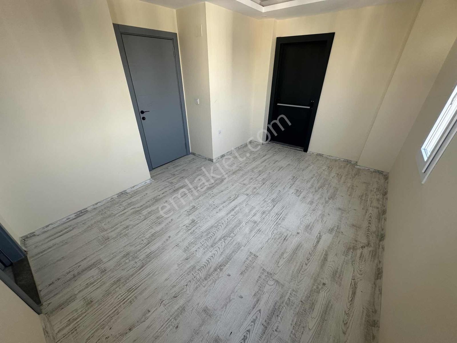 Sarıçam Belediye Arkası Cadde Üzeri Yapılı Az Katlı Satılık 2+1 — fotoğraf 20