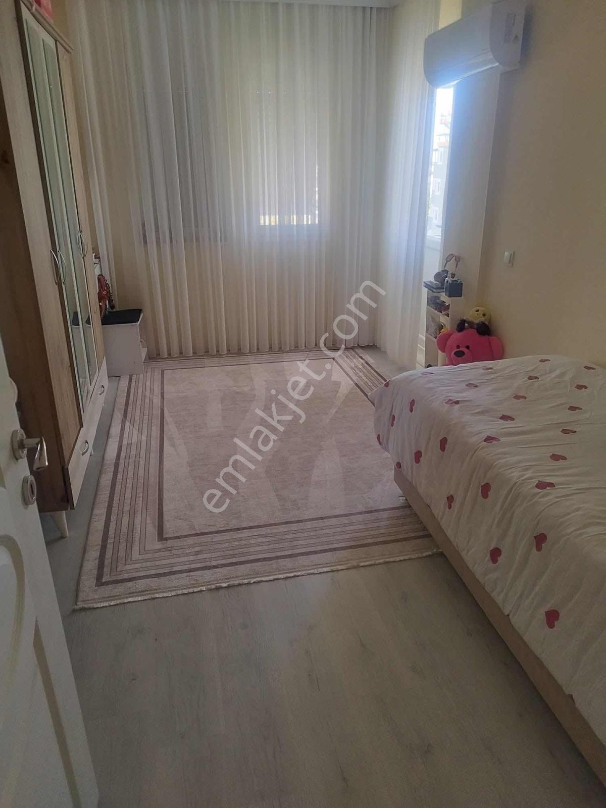 Tramvay Dibi Arakat 3+1 Çift Balkon Güney Cephe — fotoğraf 23
