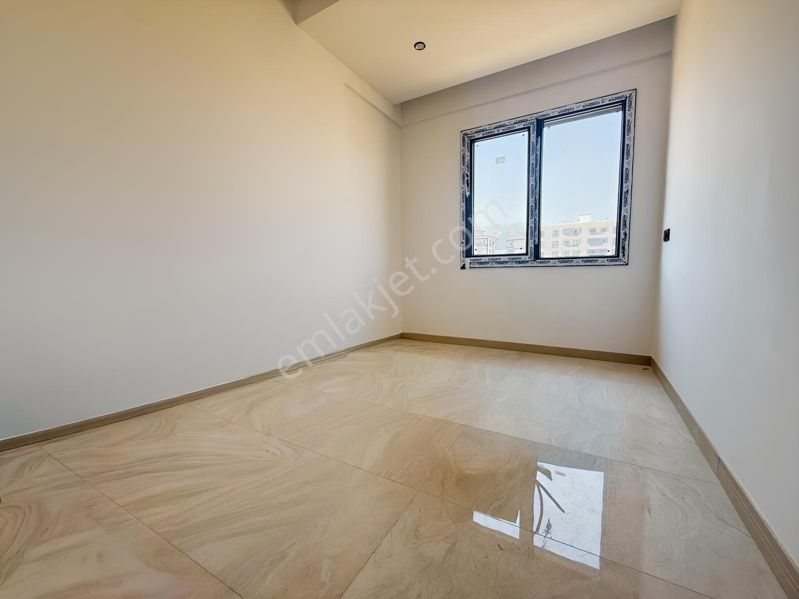 Ferhatlar Kolejine Yakın 3+1 E.banyolu Giyinme Odalı Daire — fotoğraf 20