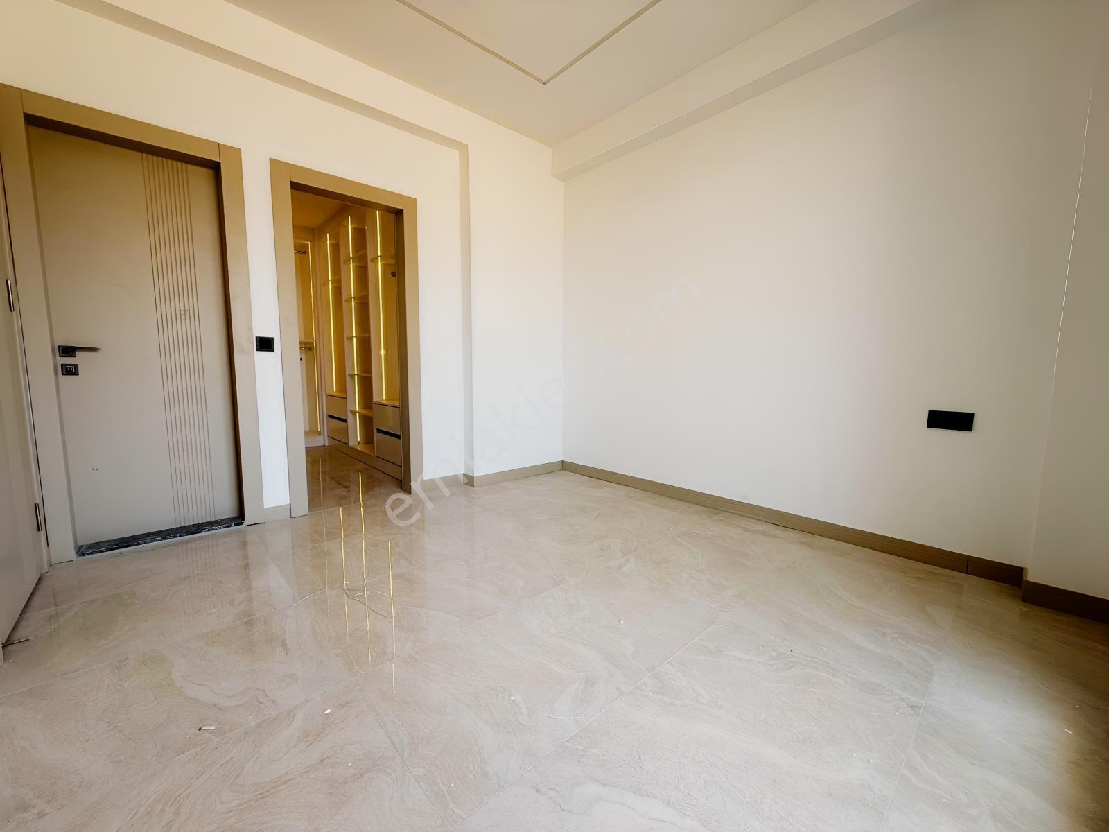 Ferhatlar Kolejine Yakın 3+1 E.banyolu Giyinme Odalı Daire — fotoğraf 22