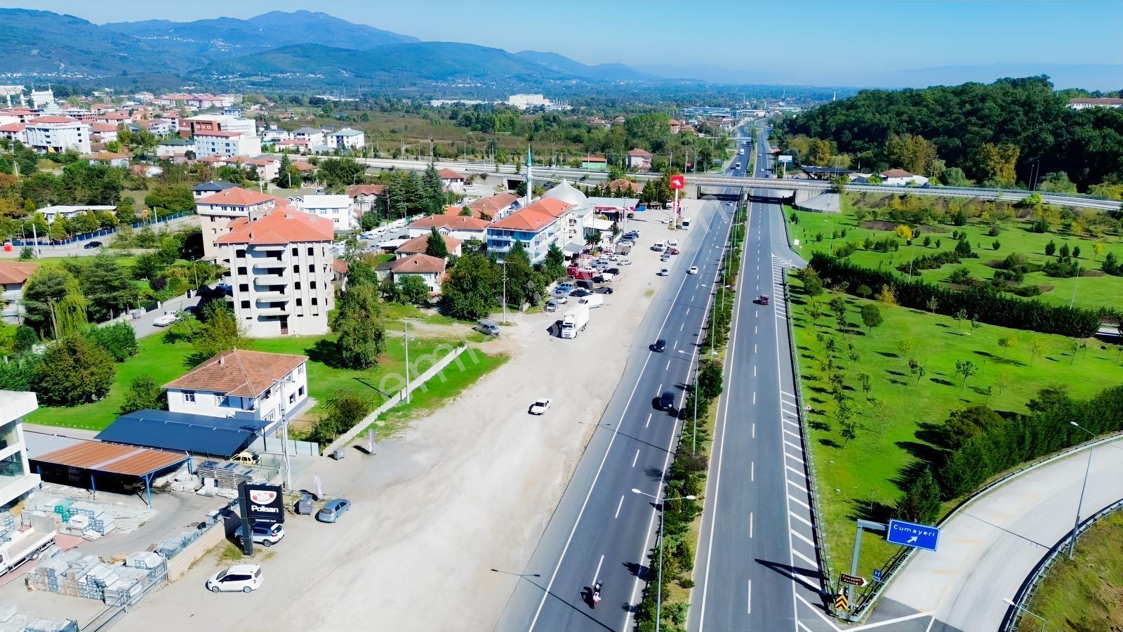 Gümüşova D-100 Üzeri 4 Kat Ticari + Konut İmarlı Arsa — fotoğraf 3