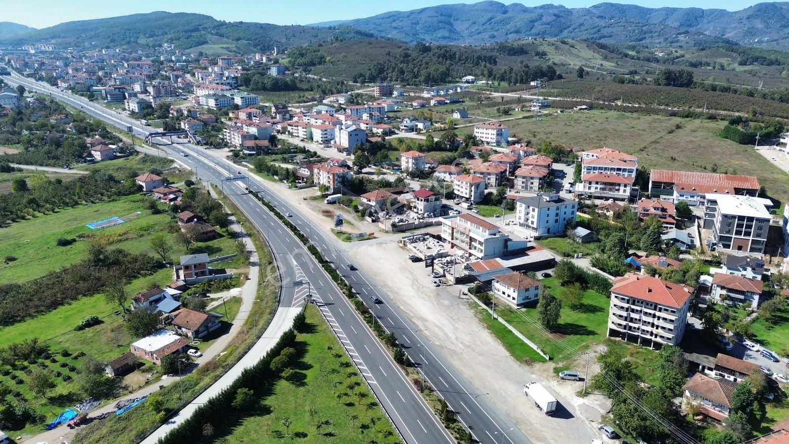 Gümüşova D-100 Üzeri 4 Kat Ticari + Konut İmarlı Arsa — fotoğraf 5