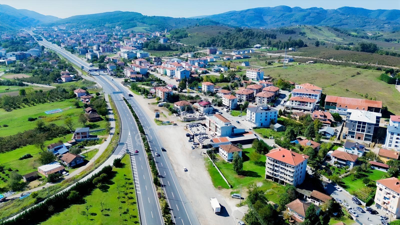 Gümüşova D-100 Üzeri 4 Kat Ticari + Konut İmarlı Arsa — fotoğraf 7