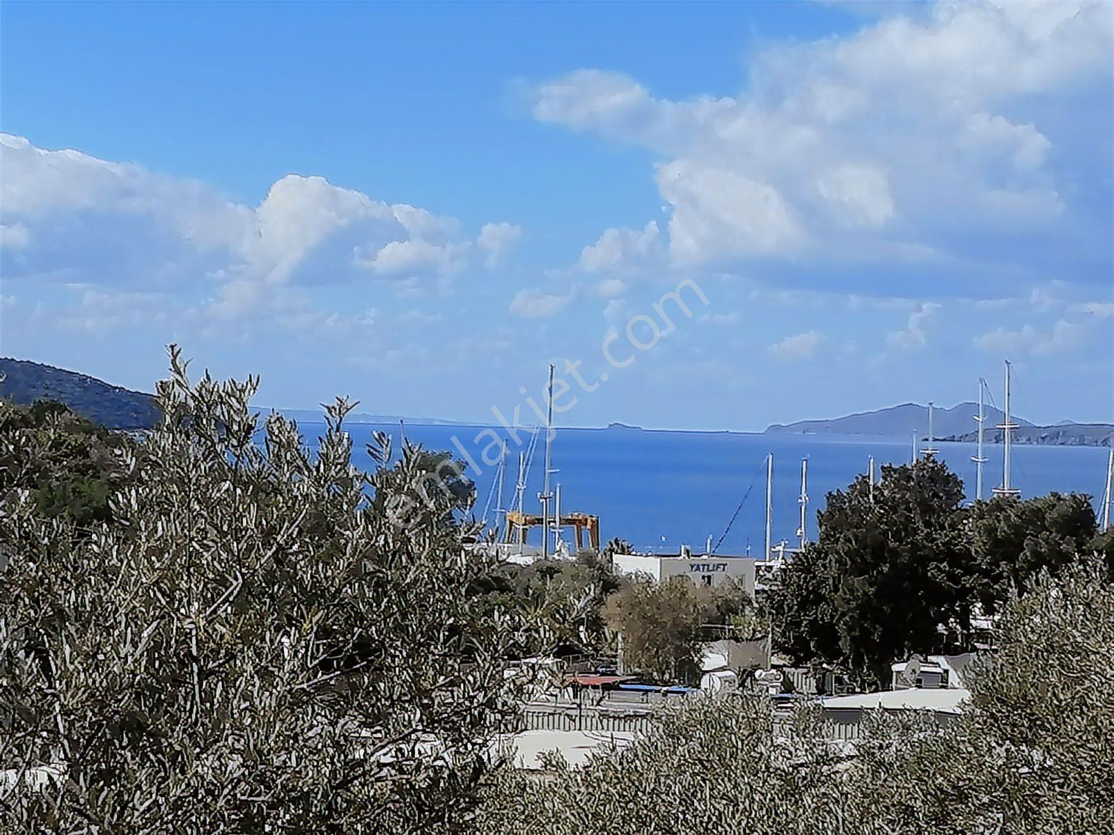 Bodrum İçmeler'De Deniz Manzaralı Yatırımlık Arsa