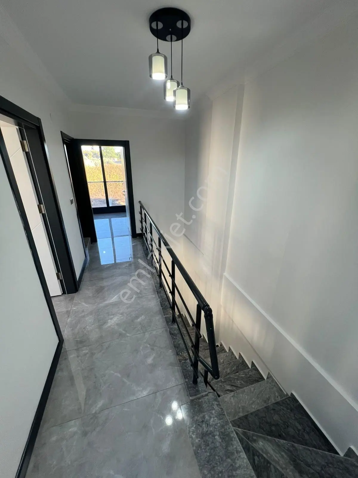 Didim Efeler Mahallesi Havuzlu Sitede Satılık 3+1 Villa — fotoğraf 7