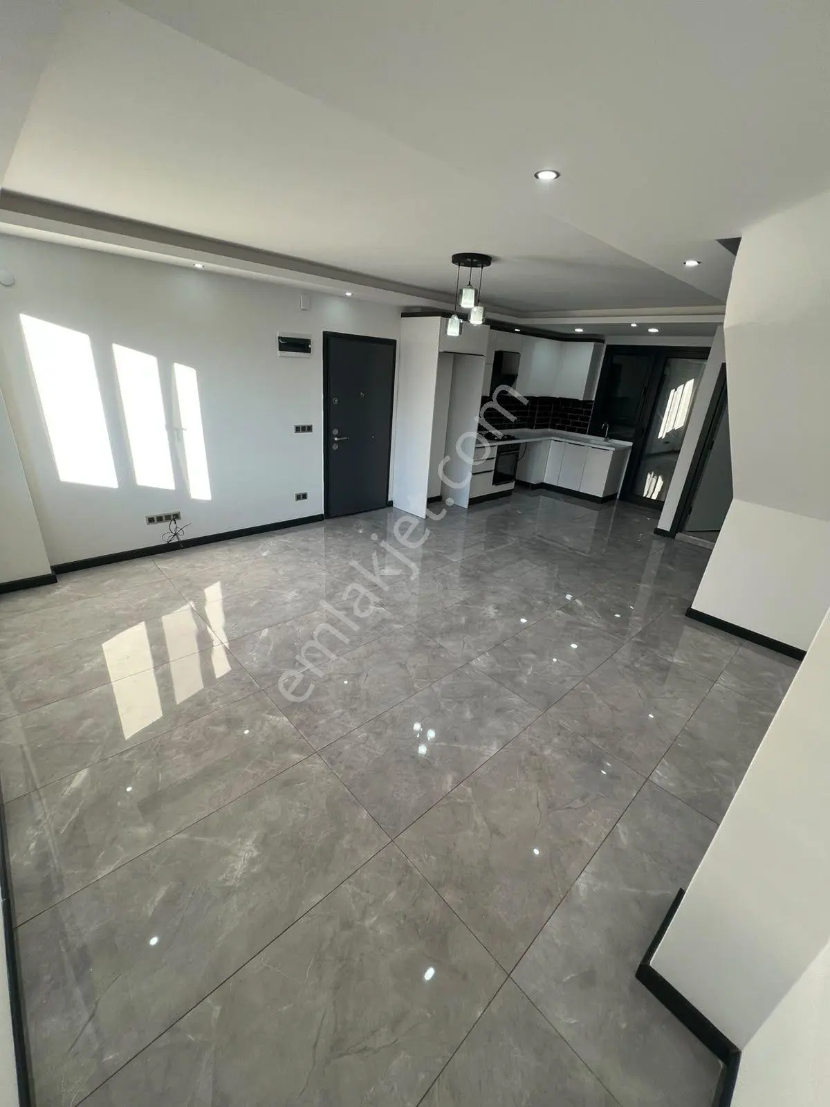 Didim Efeler Mahallesi Havuzlu Sitede Satılık 3+1 Villa — fotoğraf 10