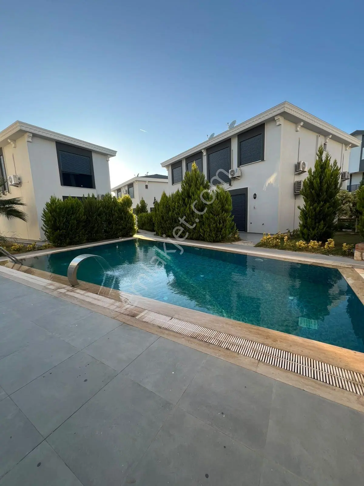 Didim Efeler Mahallesi Havuzlu Sitede Satılık 3+1 Villa — fotoğraf 14