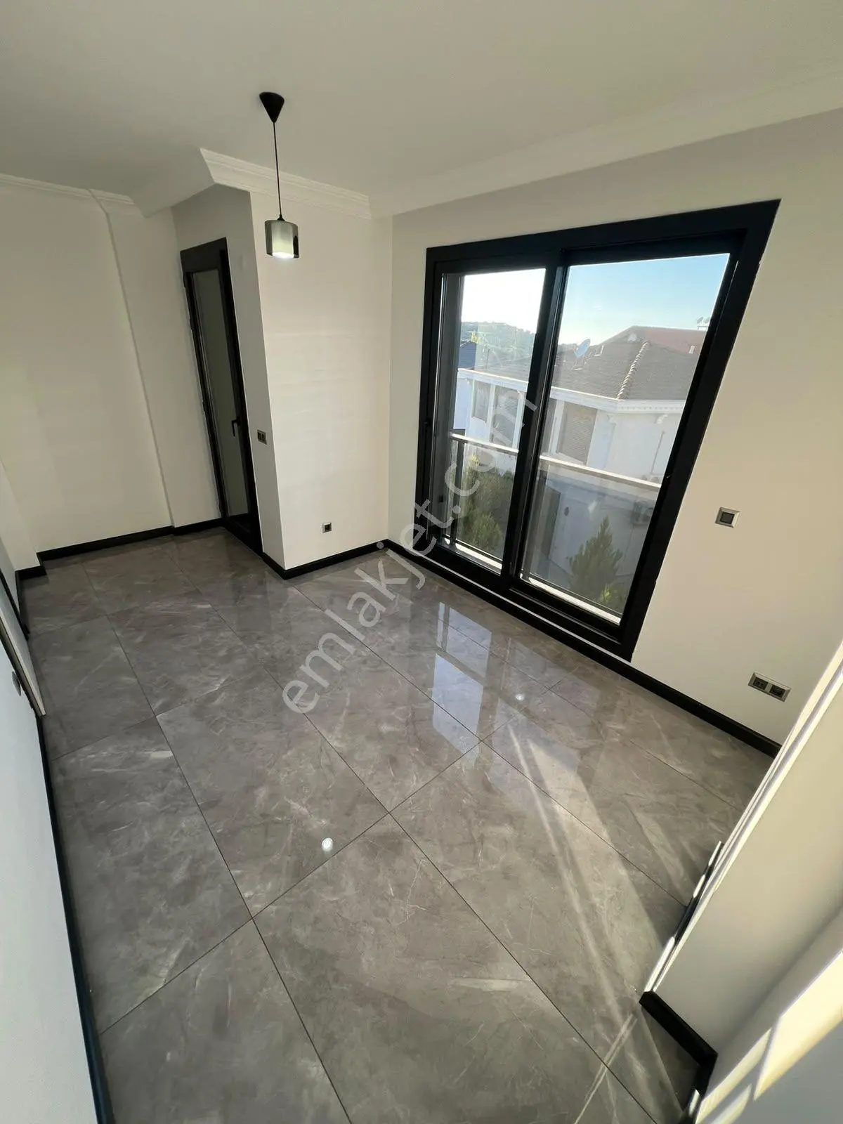 Didim Efeler Mahallesi Havuzlu Sitede Satılık 3+1 Villa — fotoğraf 17