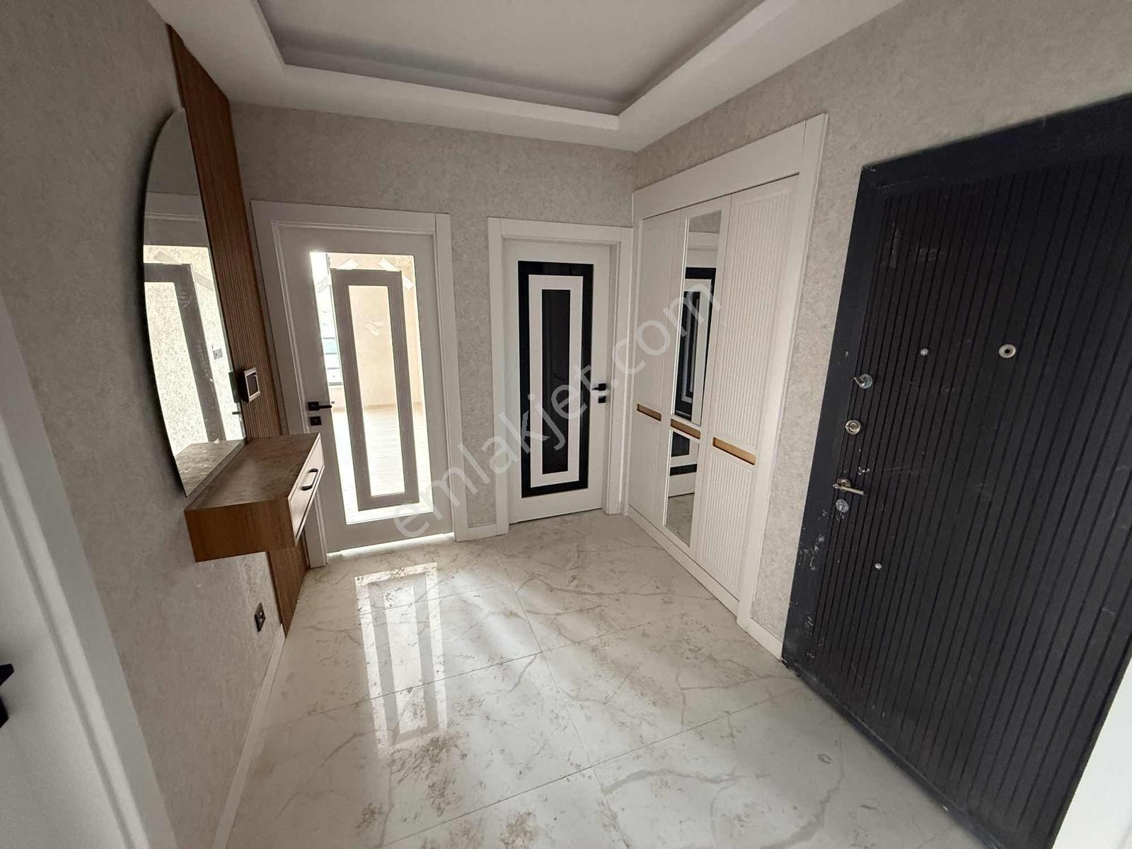 Yelda Park Yanı 3+1 Kapalı Garajlı Daire Satılık — fotoğraf 6
