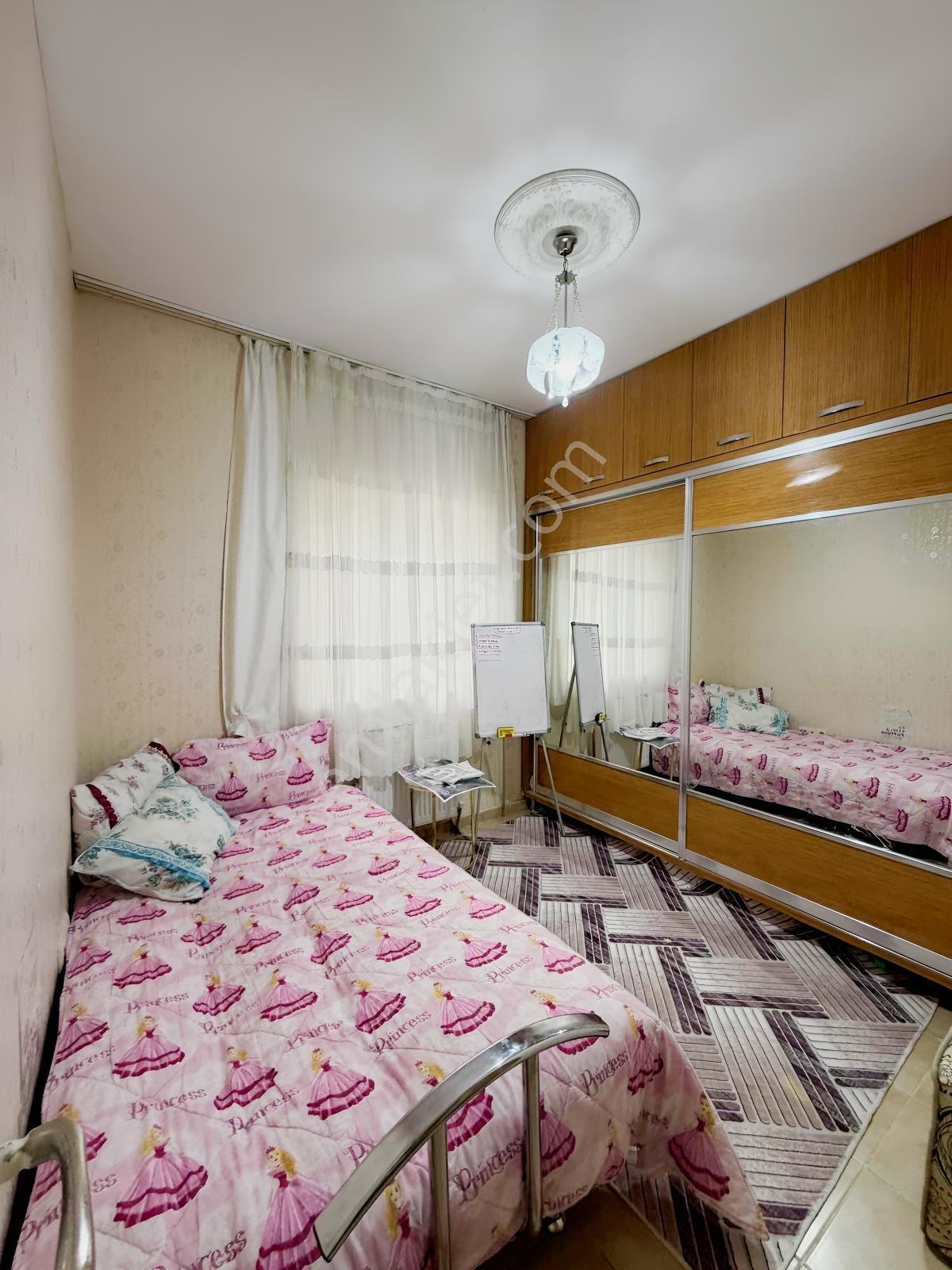 Güç Emlaktan Toki Akabede Satılık 2+1 Daire — fotoğraf 8