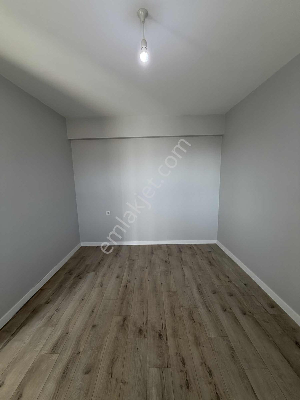 Akkaya İnşaattan Sıfır Ayrı Mutfak Geniş Balkon Emsalsiz 1+1 — fotoğraf 3