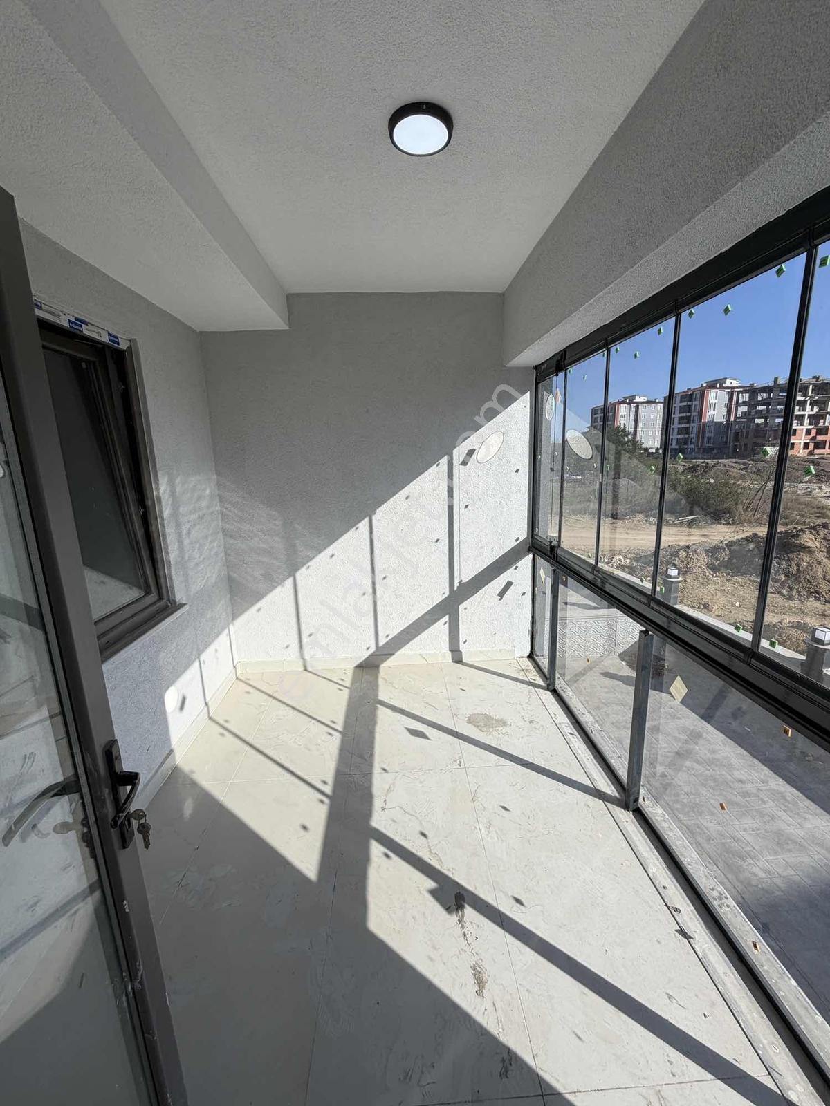 Akkaya İnşaattan Sıfır Ayrı Mutfak Geniş Balkon Emsalsiz 1+1 — fotoğraf 11