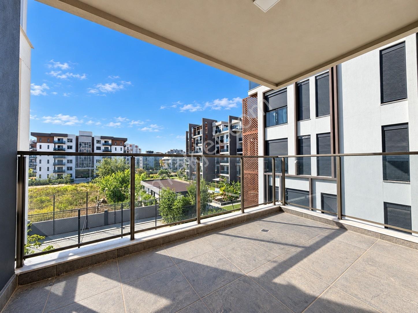 Fırsat Altıntaş Goldenport Lara Sitesi'nde Şık 2+1 Satılık Daire — fotoğraf 8