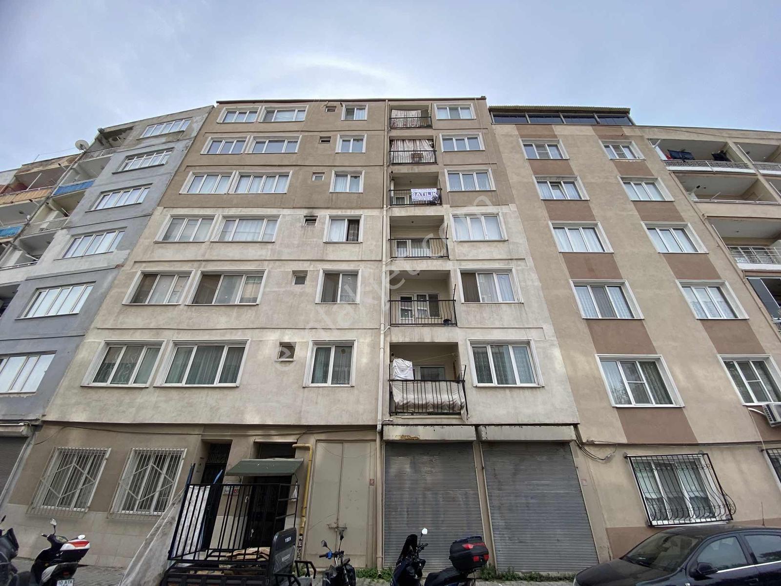 Balıkesir Karesi Çay Mah.başçeşme Karşısı Uygun Fiyatlı 2+1daire — fotoğraf 3