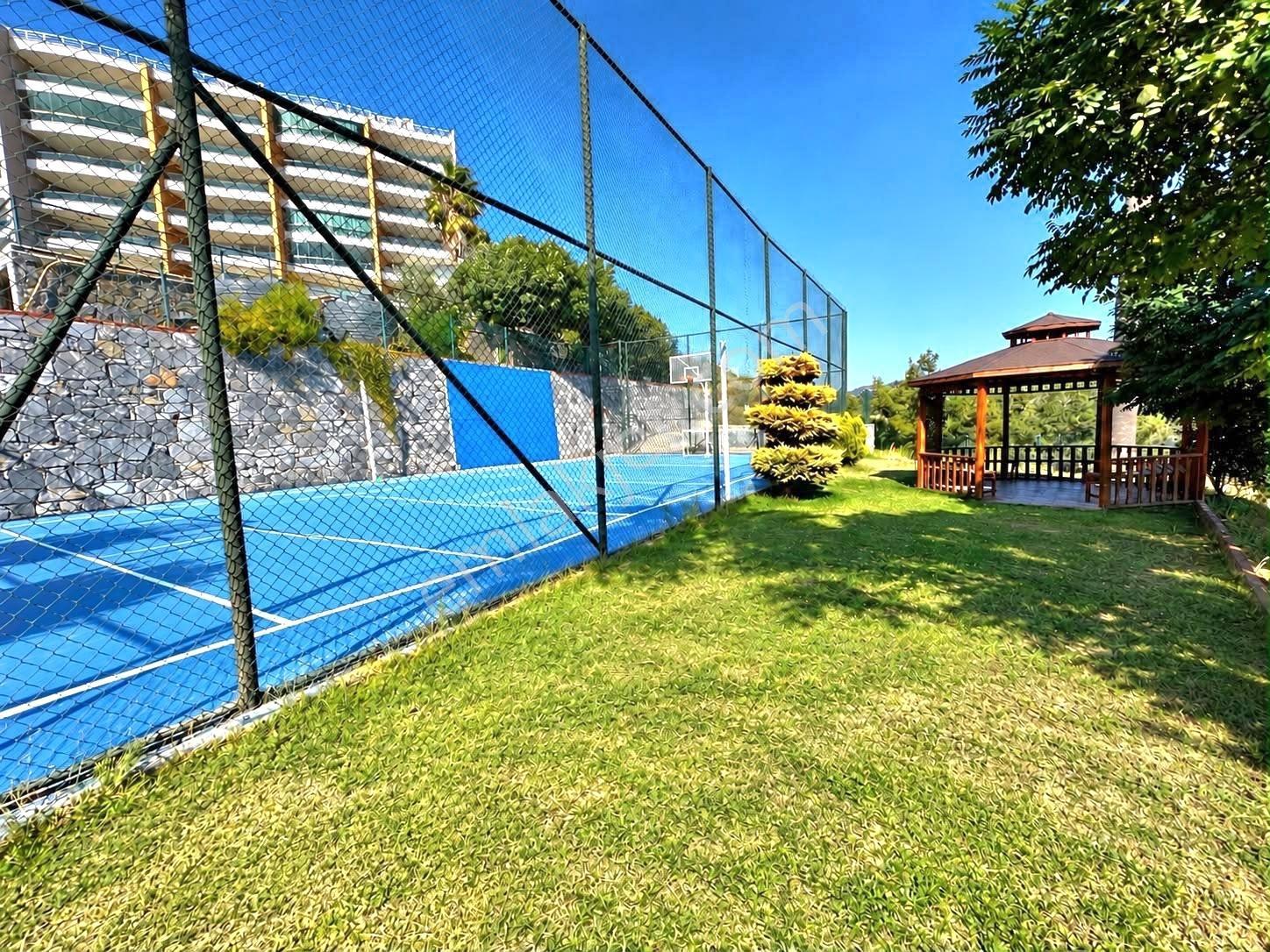 Kuşadasında Deniz Manzaralı Geniş 3+1 Daire — fotoğraf 31