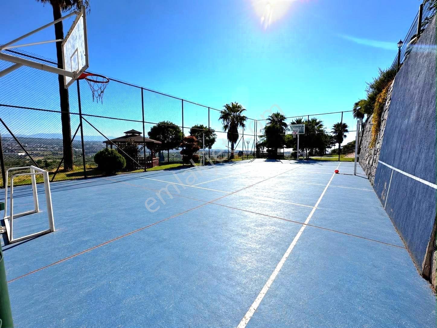 Kuşadasında Deniz Manzaralı Geniş 3+1 Daire — fotoğraf 33