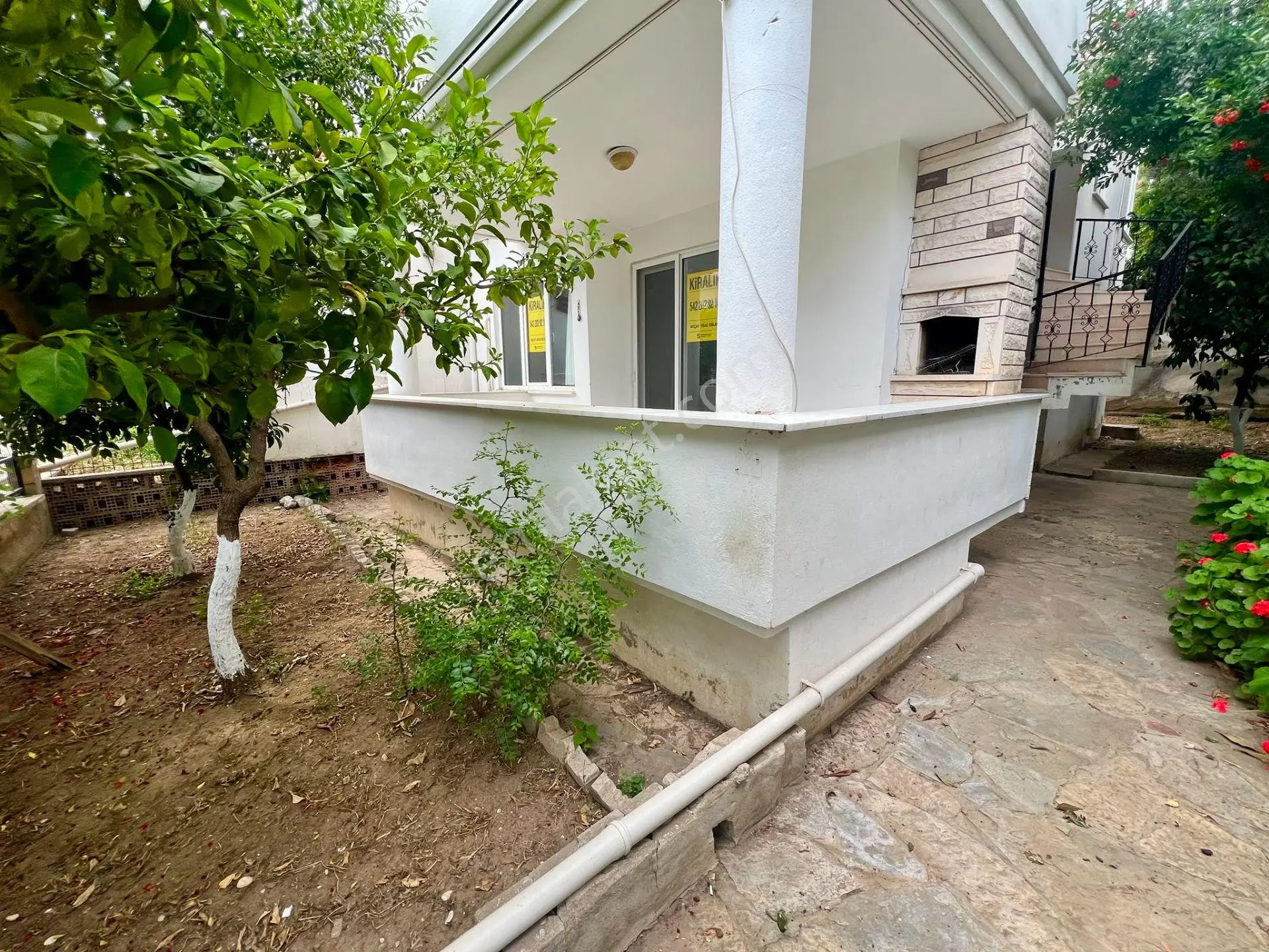 Akçay Aras Emlaktan Altınolukta Geniş Balkonlu 2+1 Daire — fotoğraf 3
