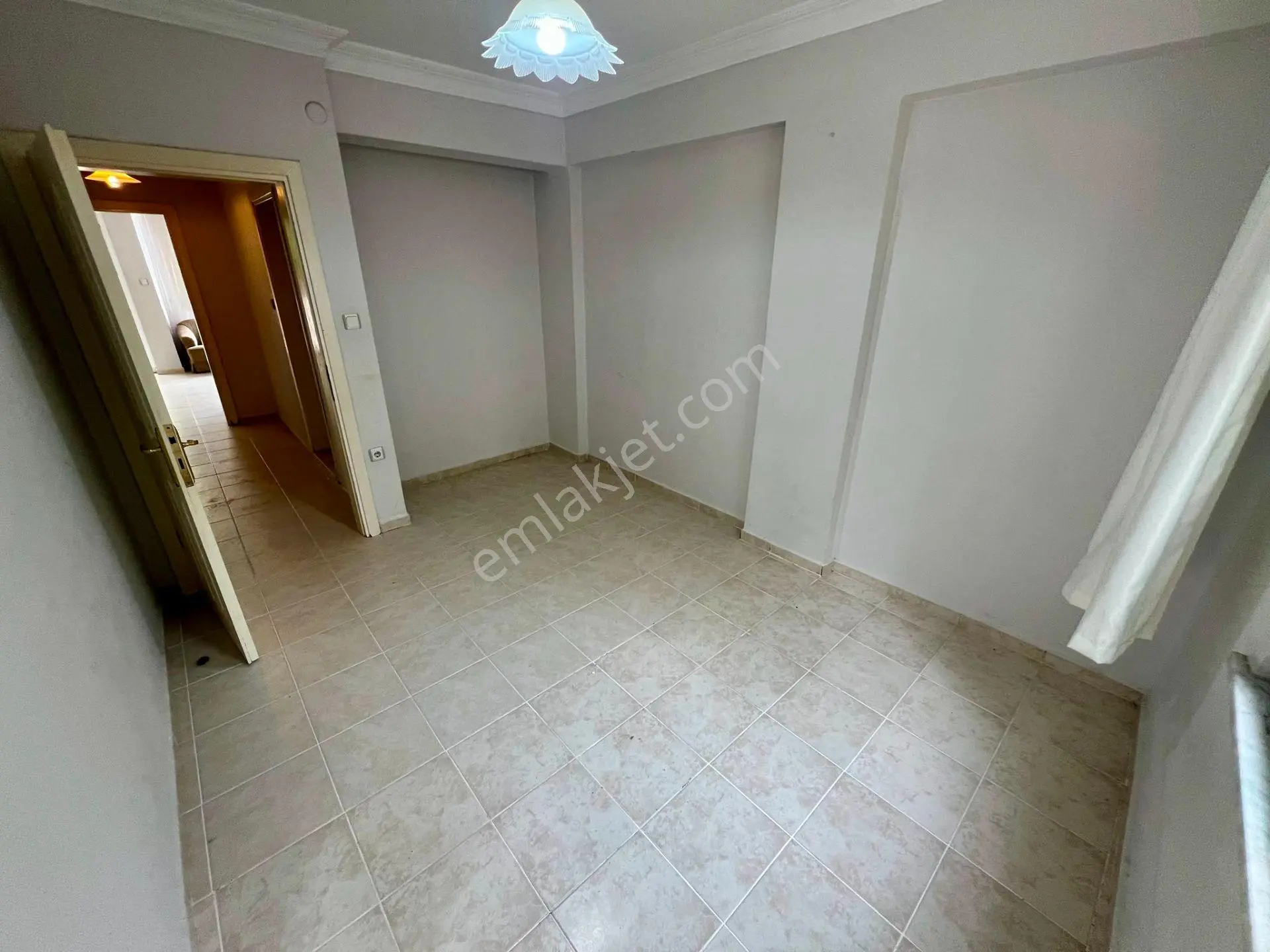 Akçay Aras Emlaktan Altınolukta Geniş Balkonlu 2+1 Daire — fotoğraf 21