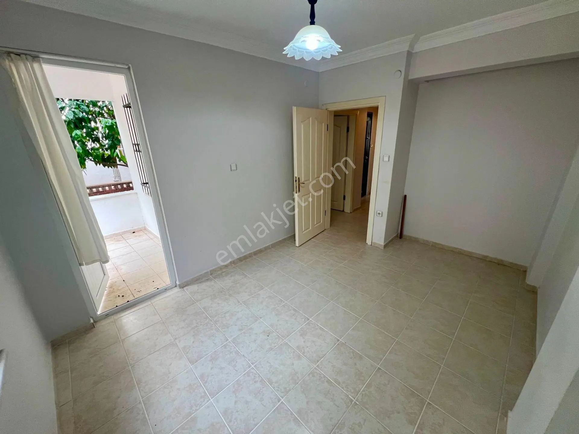 Akçay Aras Emlaktan Altınolukta Geniş Balkonlu 2+1 Daire — fotoğraf 22