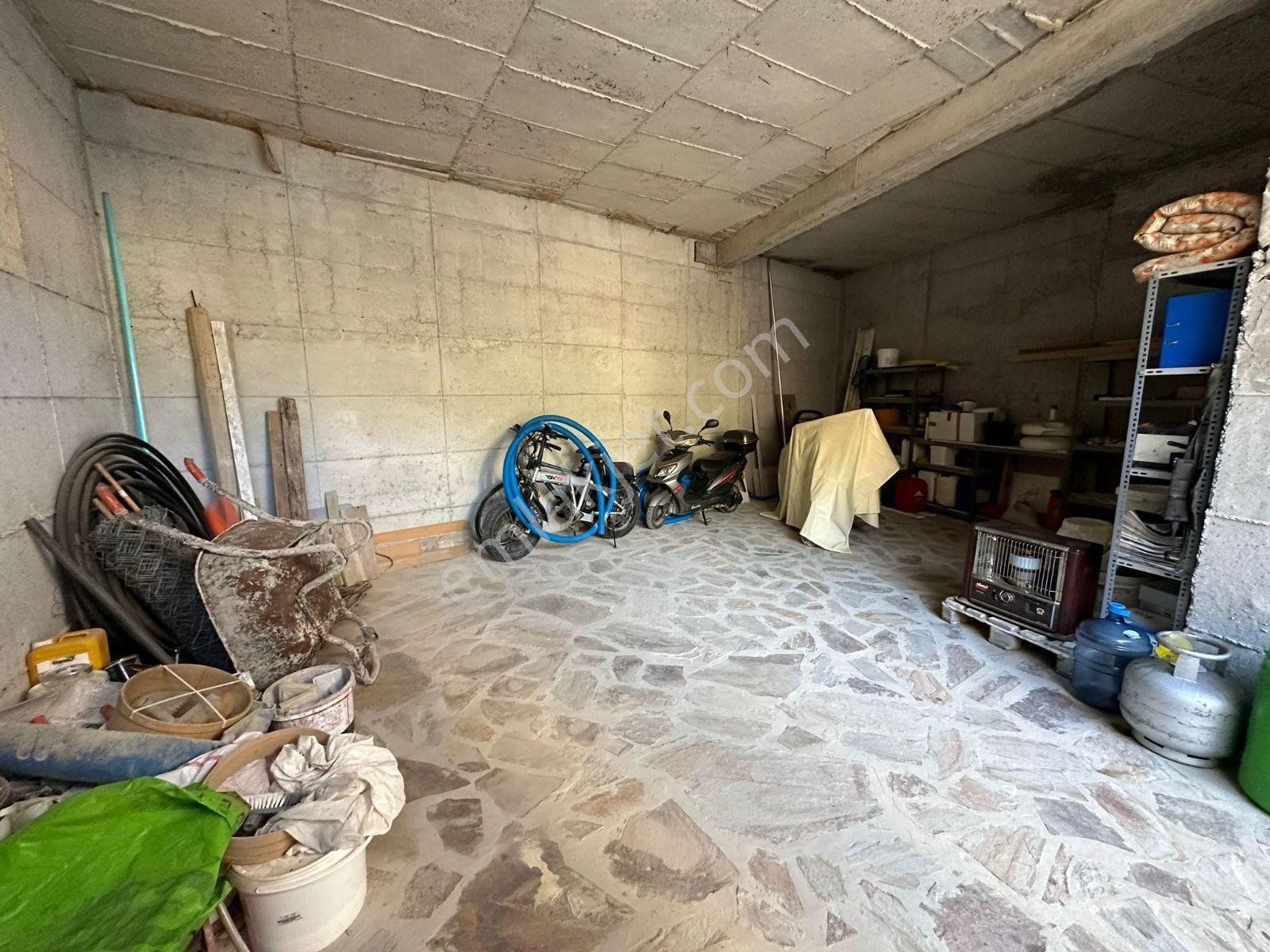 Kuşadası Satılık 4+1 Tek Müstakil Malikane Tadında Villa — fotoğraf 23