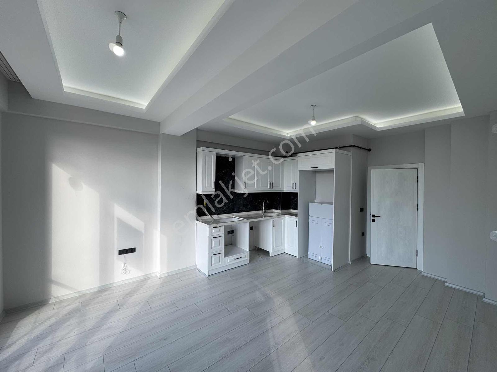 Manzaralı Ebeveyn Banyolu,ön Cephe, İskanlı Ara Kat Sıfır 2+1 — fotoğraf 18
