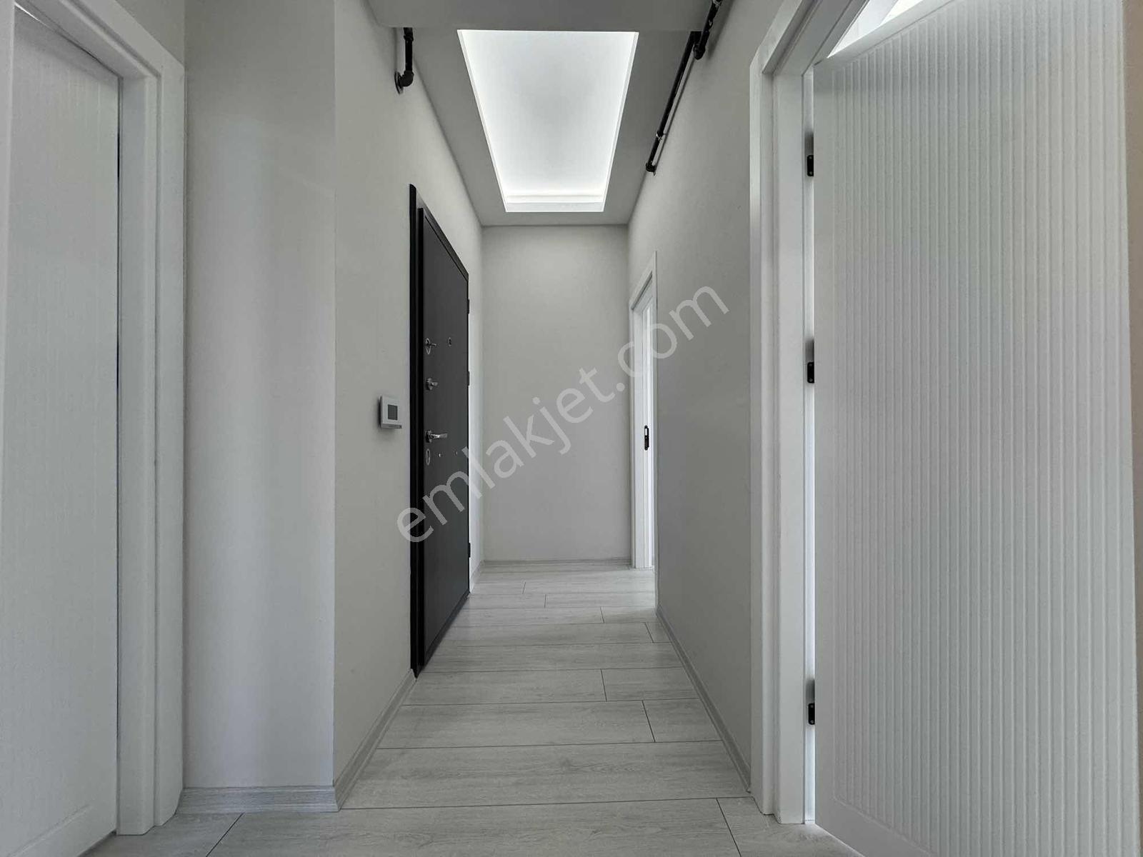 Manzaralı Ebeveyn Banyolu,ön Cephe, İskanlı Ara Kat Sıfır 2+1 — fotoğraf 20