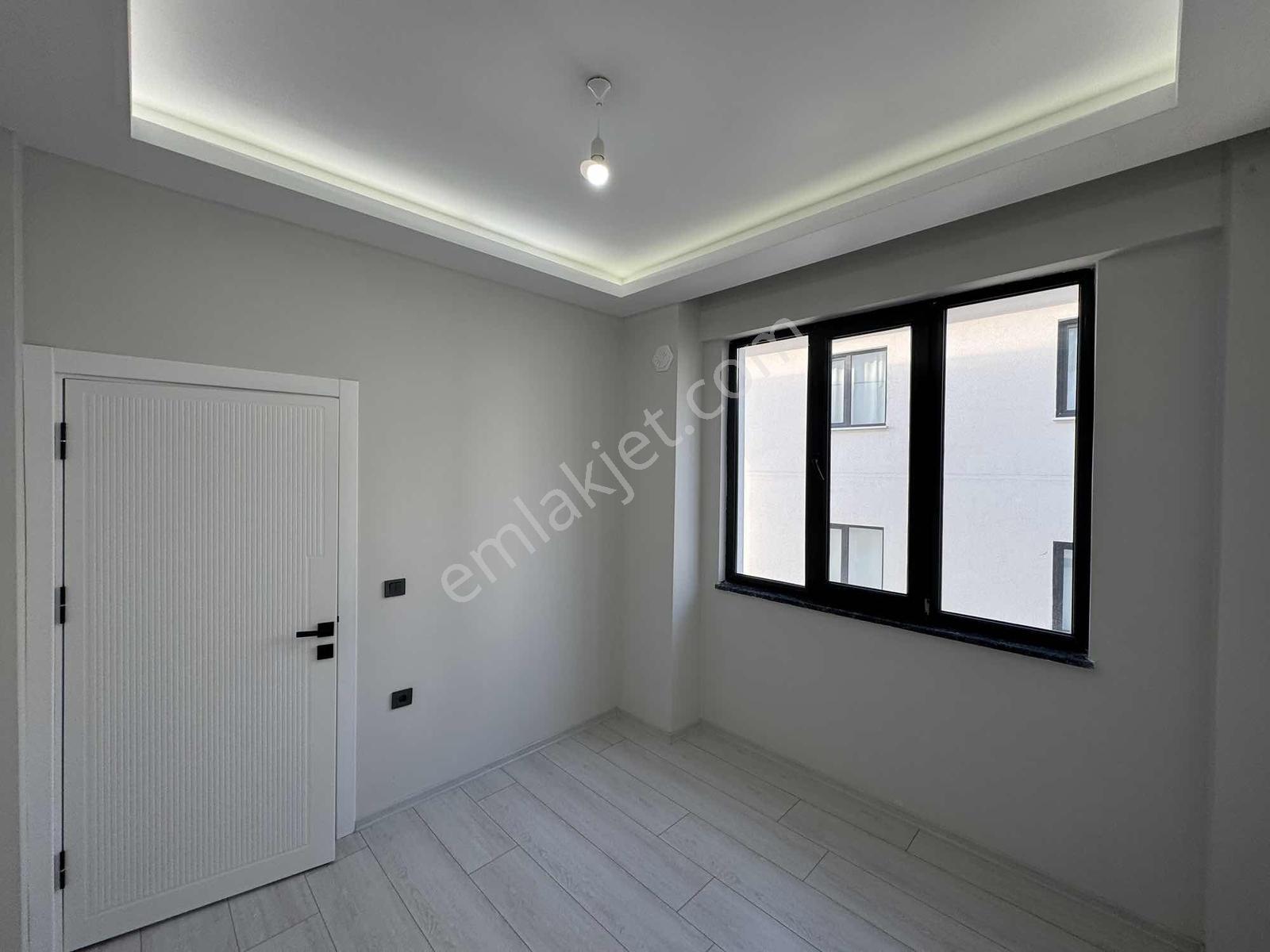 Manzaralı Ebeveyn Banyolu,ön Cephe, İskanlı Ara Kat Sıfır 2+1 — fotoğraf 25