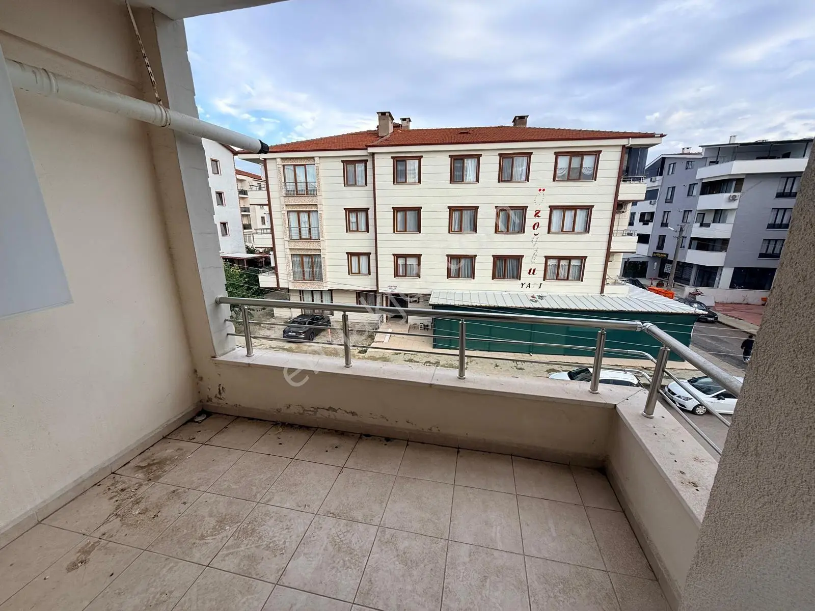 Likite Emlak'tan Cumhuriyet Merkezde 130 M2 Net Satılık Kelepir Daire — fotoğraf 2