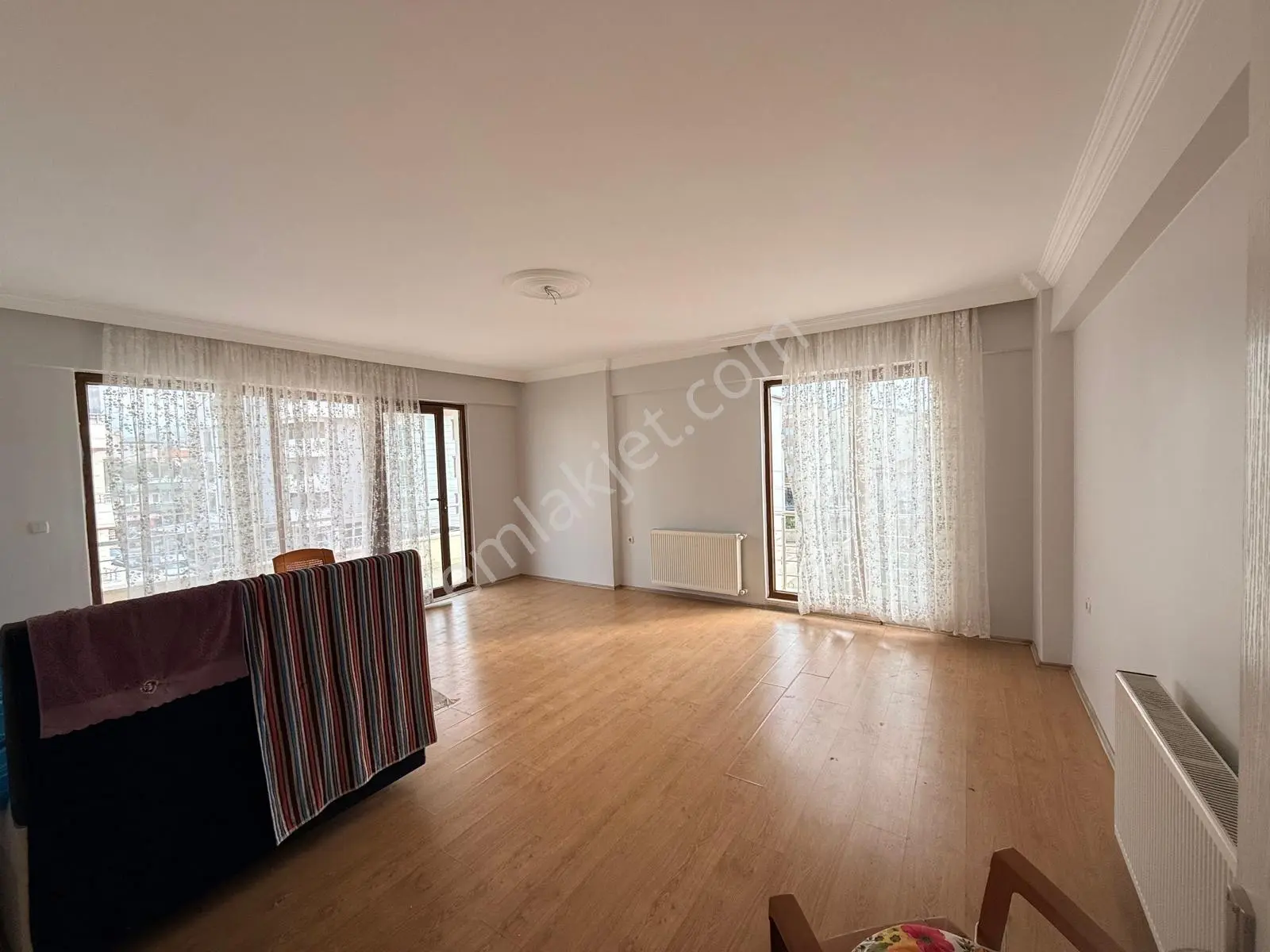 Likite Emlak'tan Cumhuriyet Merkezde 130 M2 Net Satılık Kelepir Daire — fotoğraf 5