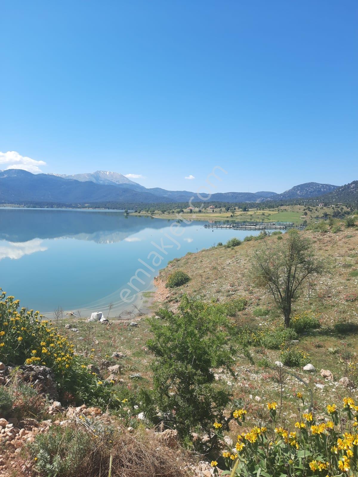 Yayla Patlangıç Göl Manzaralı Muhteşem Arazi 1250 M2 — fotoğraf 10