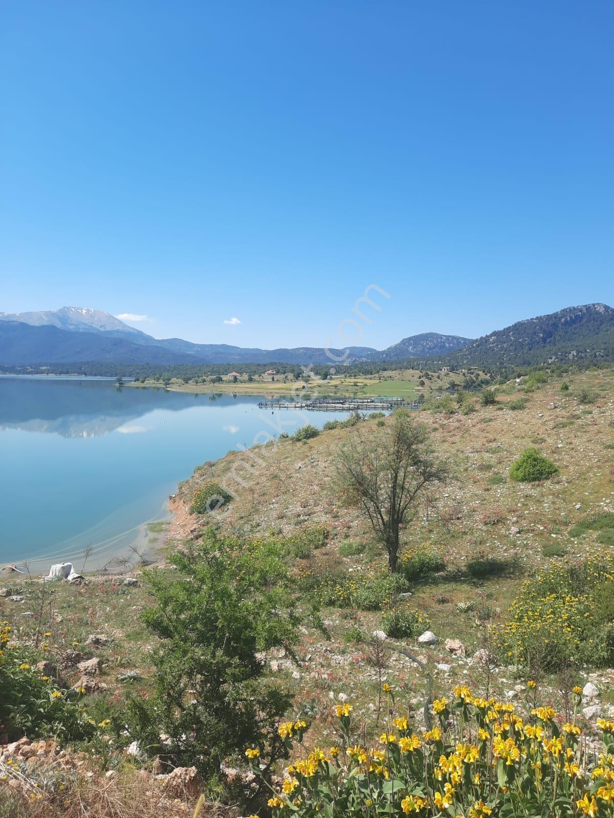 Yayla Patlangıç Göl Manzaralı Muhteşem Arazi 1250 M2 — fotoğraf 11