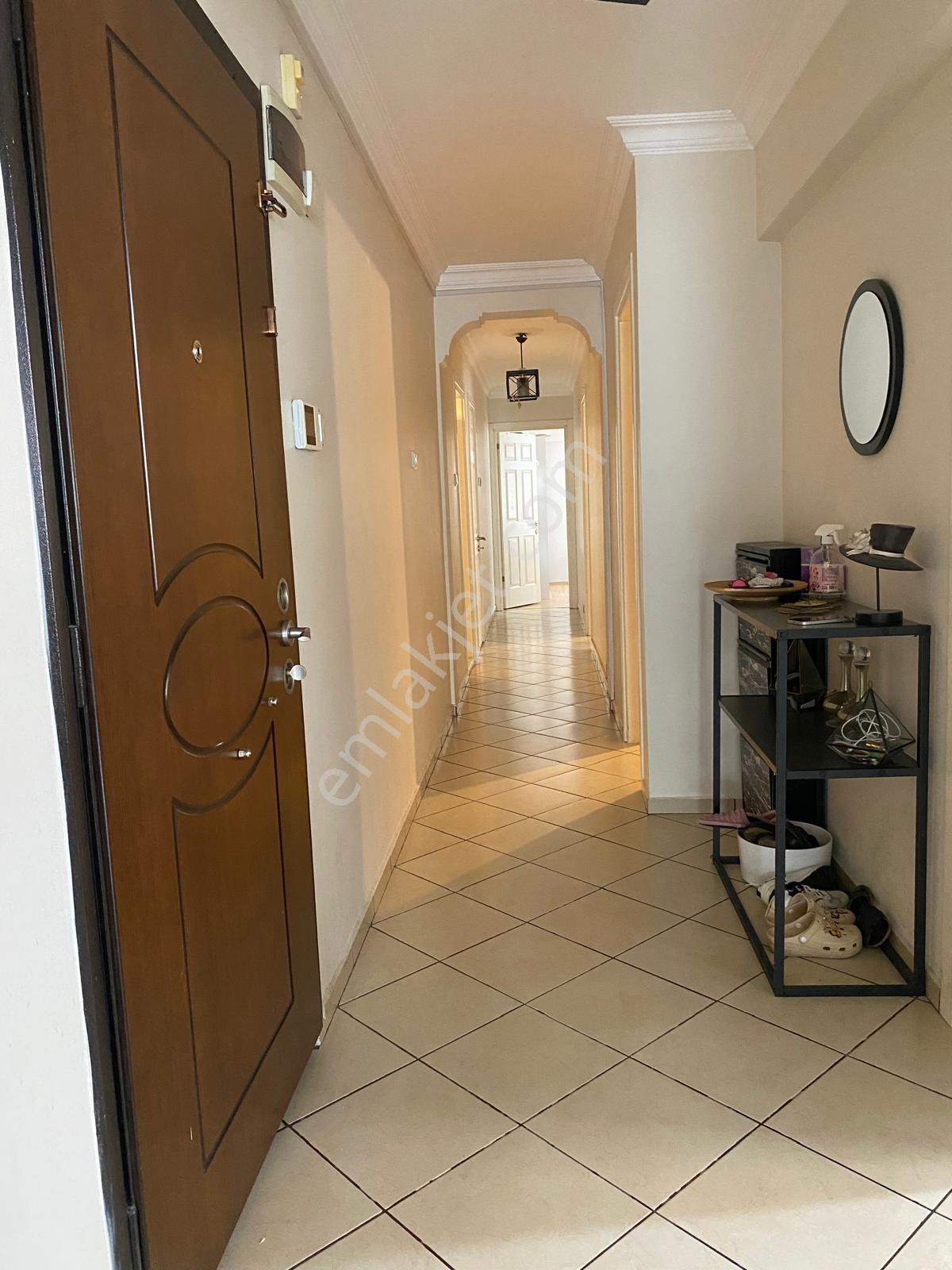 Konak Murat Reis Mh. 3+1 Bakımlı Oturuma Hazır Satılık Daire — fotoğraf 4