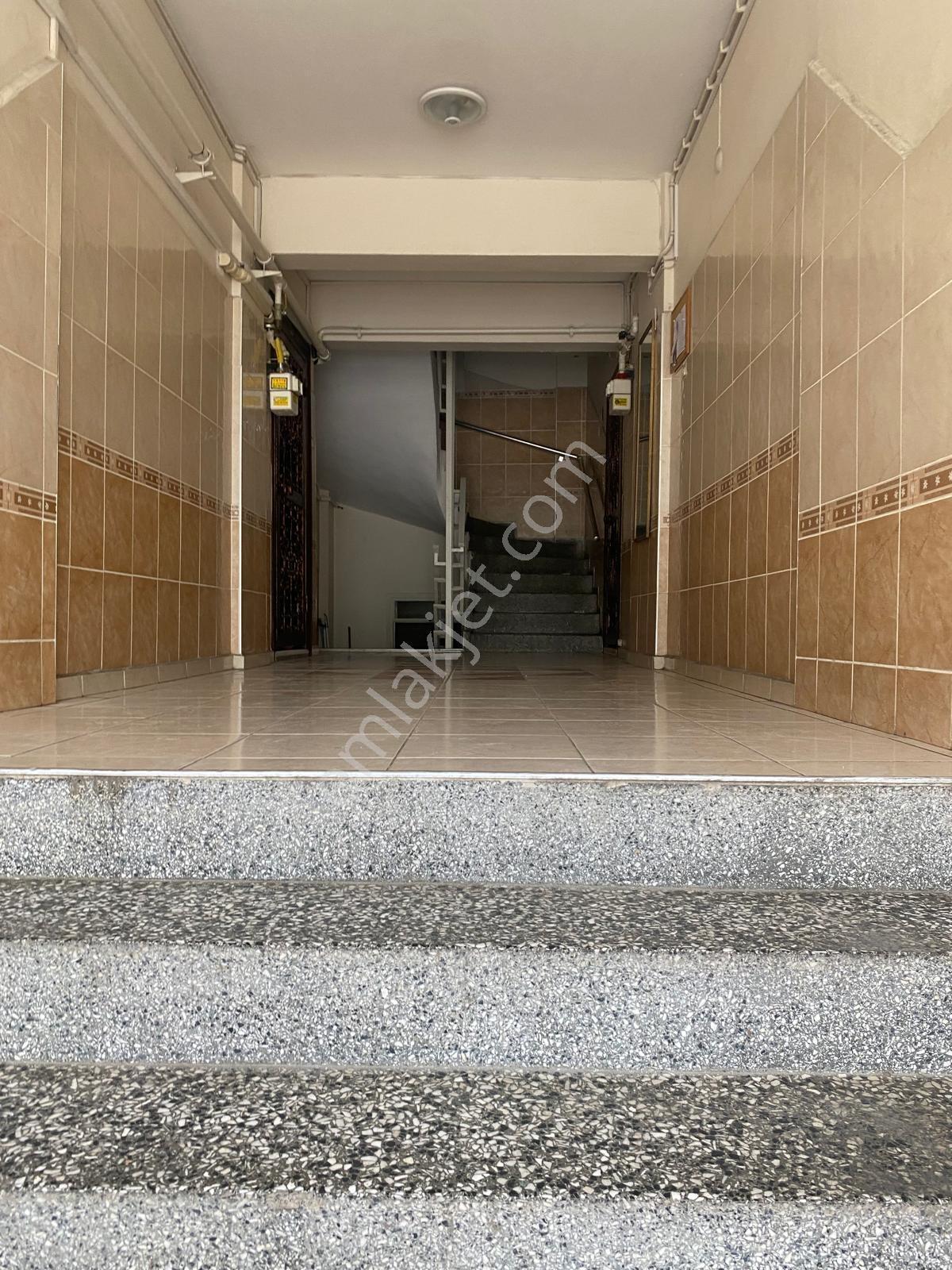Konak Murat Reis Mh. 3+1 Bakımlı Oturuma Hazır Satılık Daire — fotoğraf 23