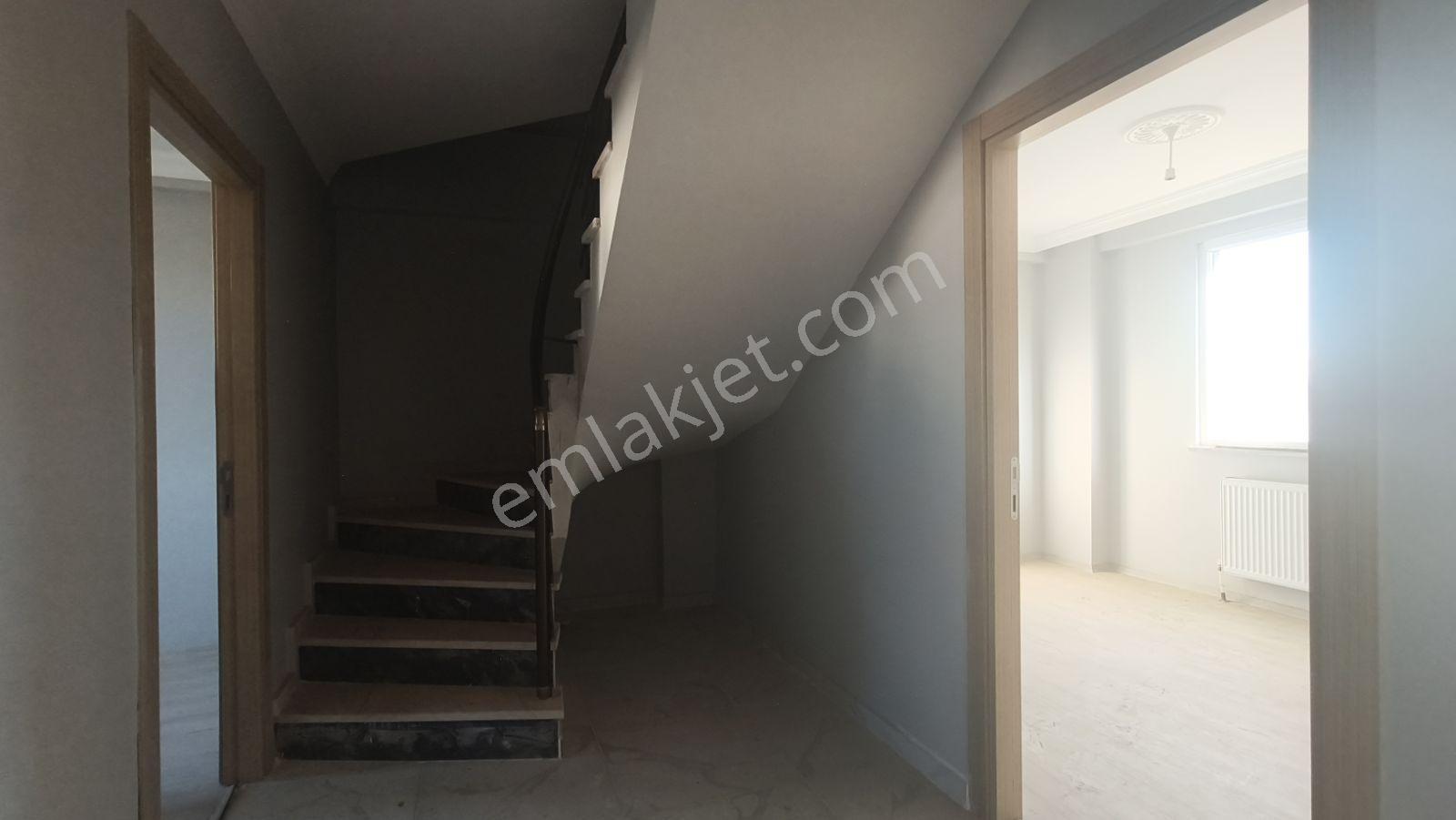 İnönü Mah Deniz.manzaralı 5+1 Satılık Dubleks — fotoğraf 10