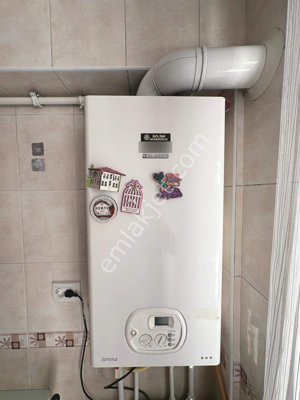 Dereboyu Cadde Üzerinde Ön Cephe Çift Balkonlu 3+1 Satılık Daire — fotoğraf 7