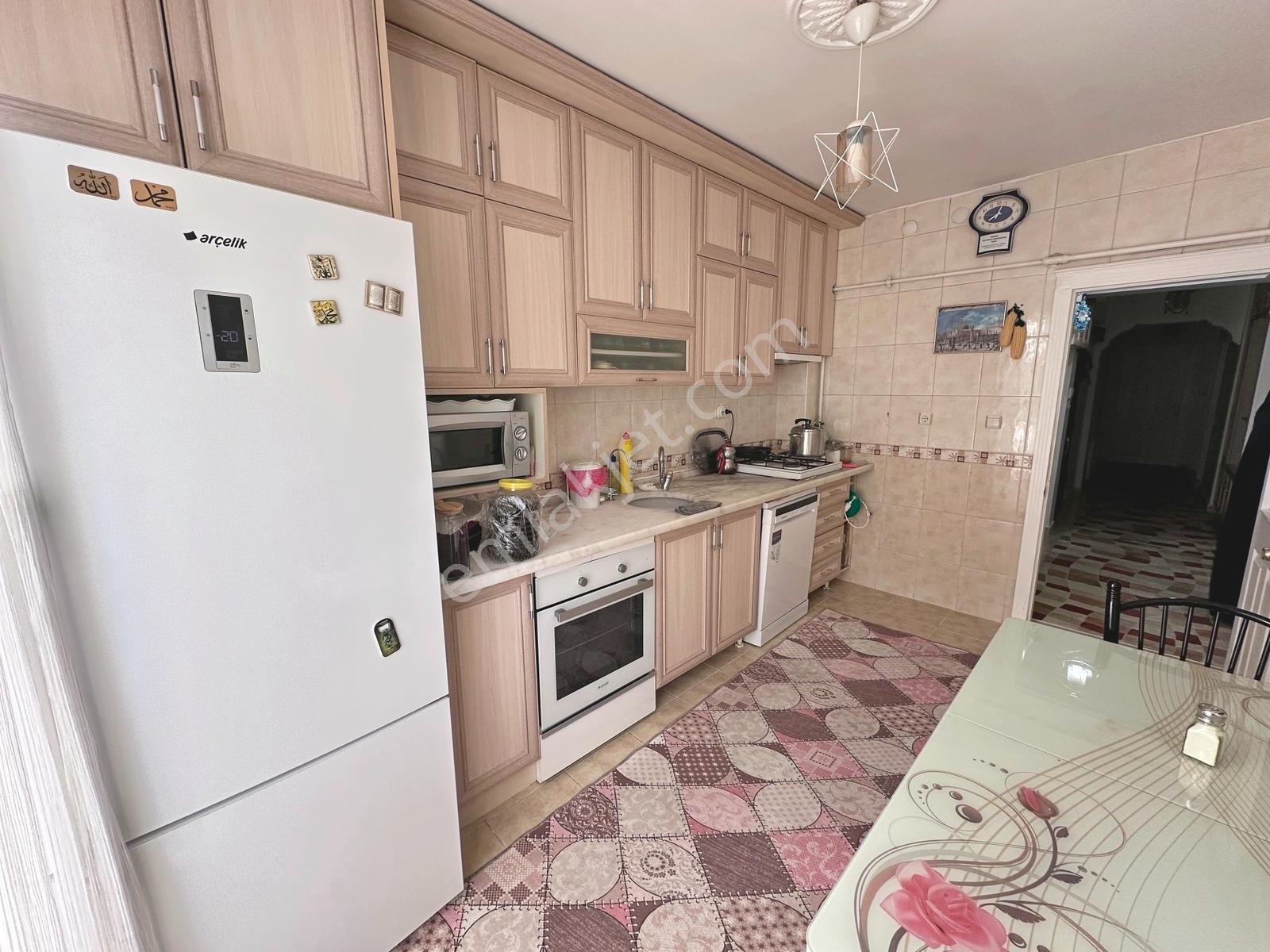 Dereboyu Cadde Üzerinde Ön Cephe Çift Balkonlu 3+1 Satılık Daire — fotoğraf 8