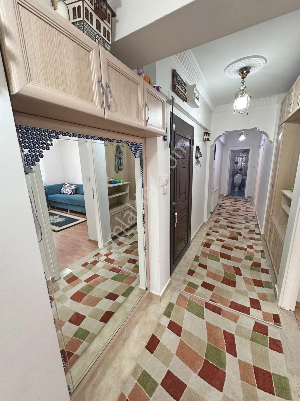 Dereboyu Cadde Üzerinde Ön Cephe Çift Balkonlu 3+1 Satılık Daire — fotoğraf 23