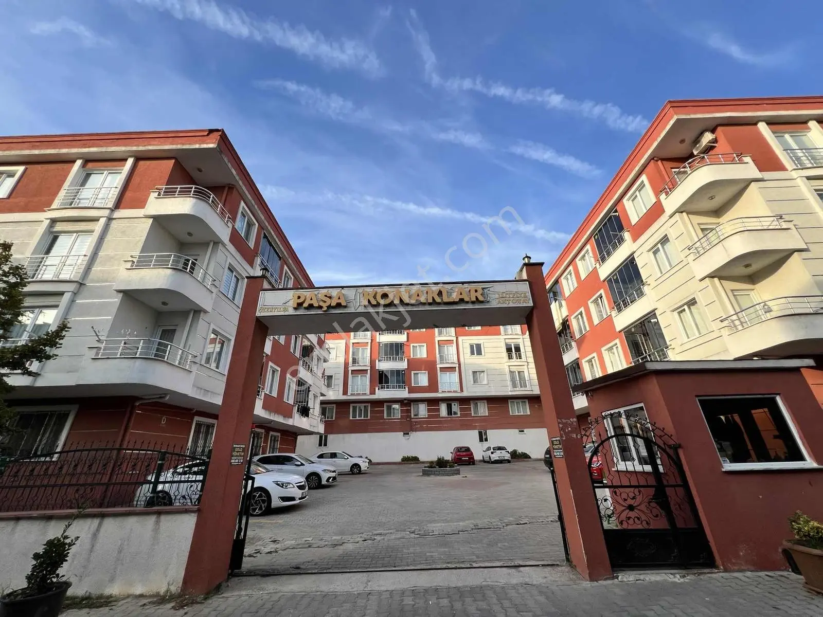 Redstone'Den Alipaşa Mah. Paşa Konakları'Nda 3+1 Satılık Daire