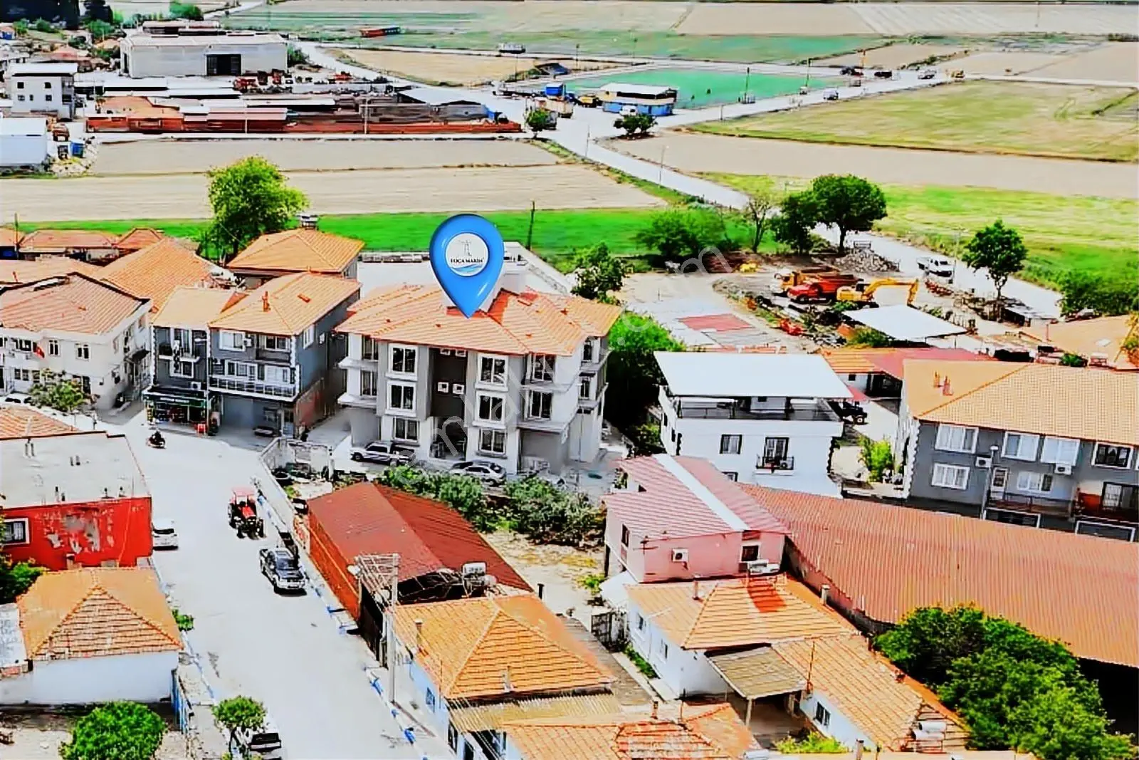 Foça Gerenköy' De Satılık Geniş 1+1 Daire — fotoğraf 2