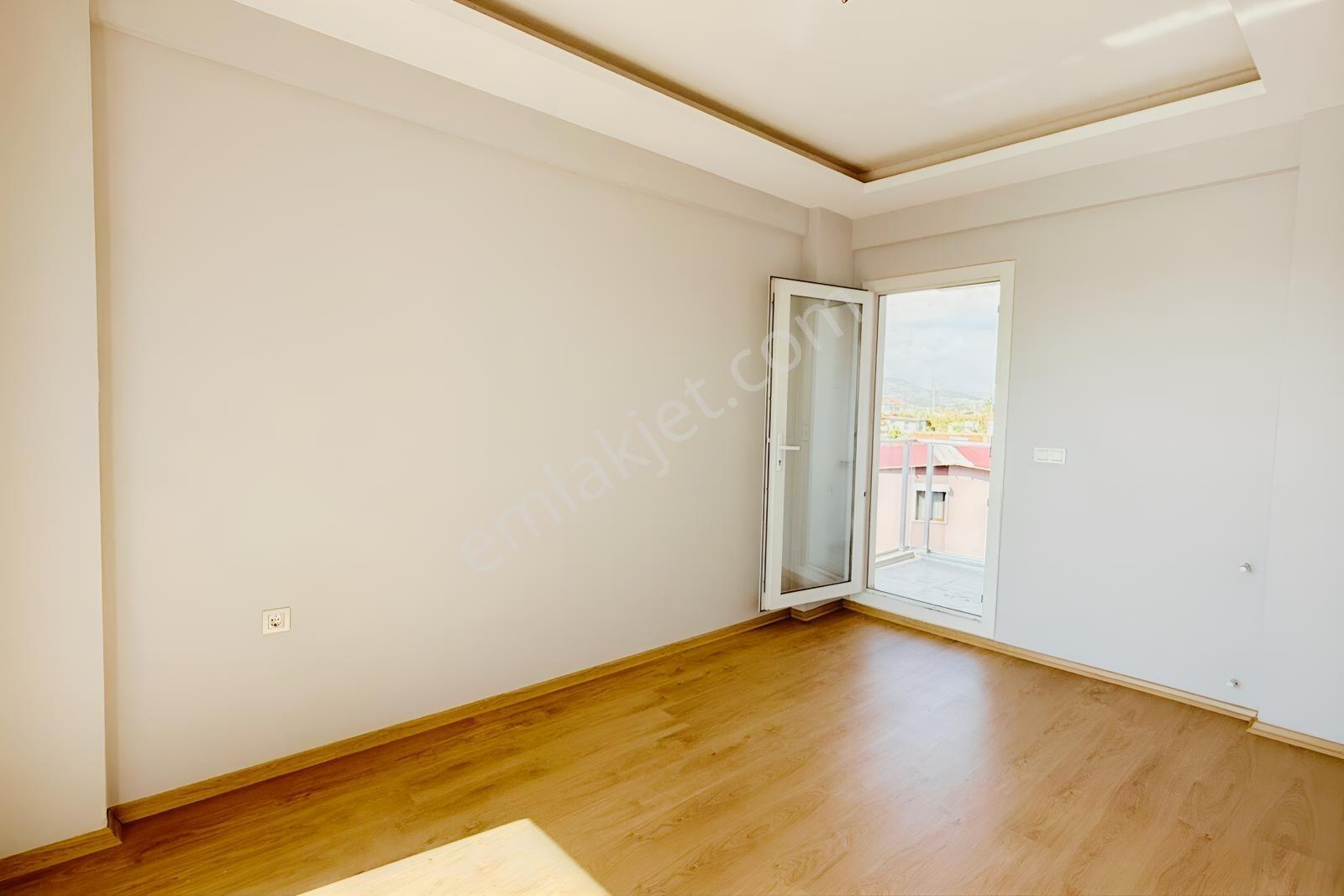 Foça Gerenköy' De Satılık Geniş 1+1 Daire — fotoğraf 20