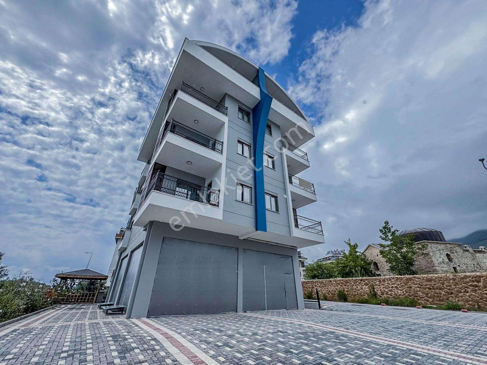 Alanya Oba Çarşamba'Da Satılık 3+1 Ayrı Mutfak Sıfır Dublex Daire