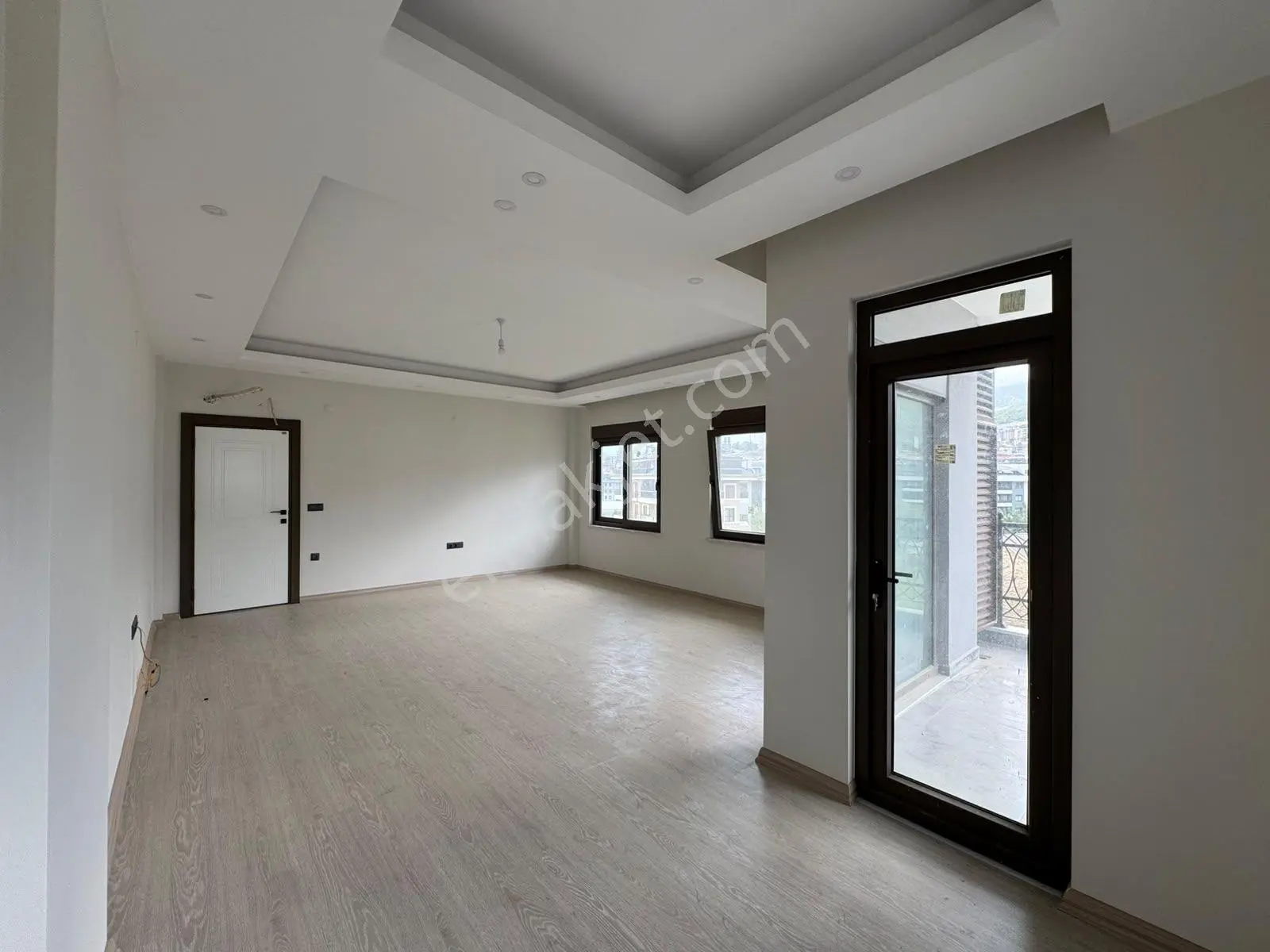 Alanya Oba Çarşamba'da Satılık 3+1 Ayrı Mutfak Sıfır Dublex Daire — fotoğraf 3