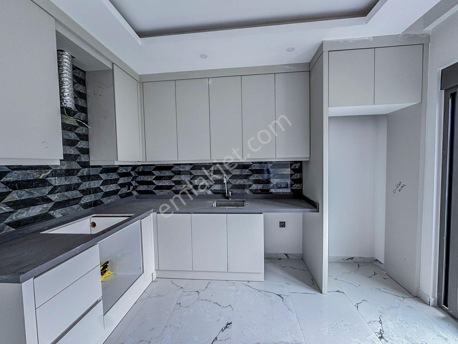Alanya Oba Çarşamba'da Satılık 3+1 Ayrı Mutfak Sıfır Dublex Daire — fotoğraf 10